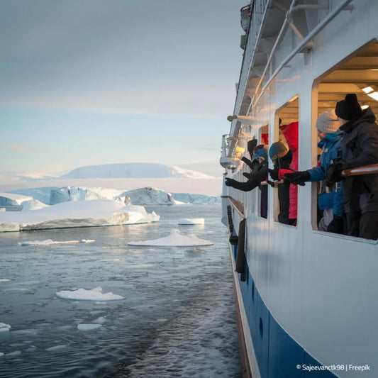 Expeditionskreuzfahrtschiff-2