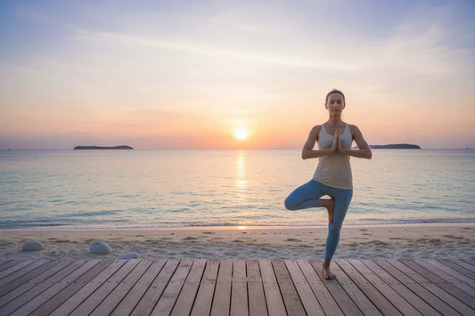 Beliebte Reiseziele für deinen Yogaurlaub am Meer entdecken