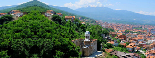 Blick auf Pristina im Kosovo