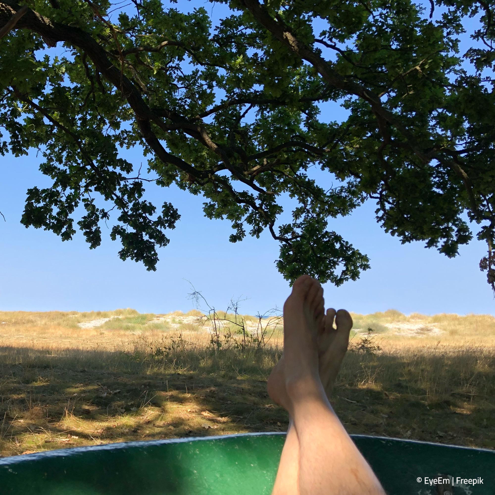Füße aus der Badewanne