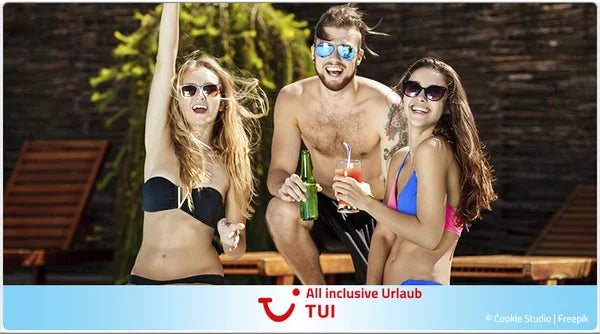Junge Leute am Pool